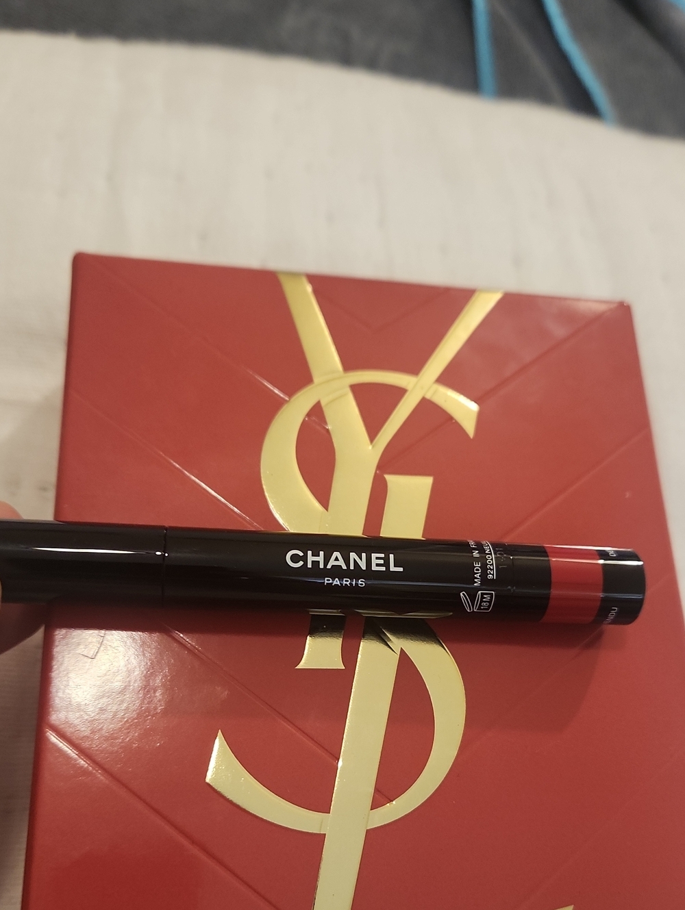 CHANEL Rouge Coco Stylo Complete Care Lipshine 206- Histoire